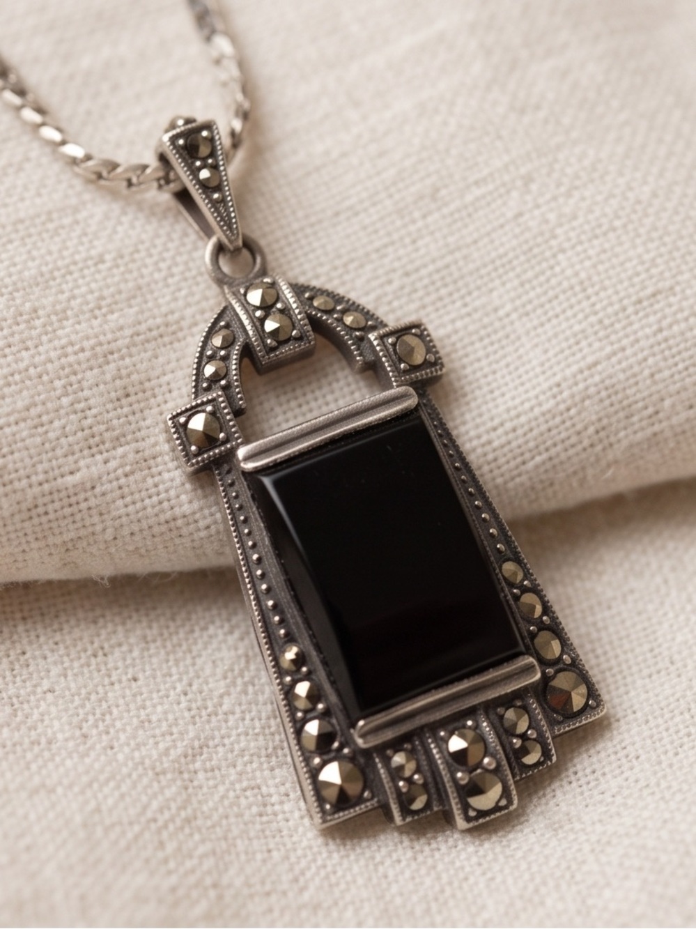 Marcasite Art Deco .925 Sterling Silver Black Onyx 18” Chain Necklace